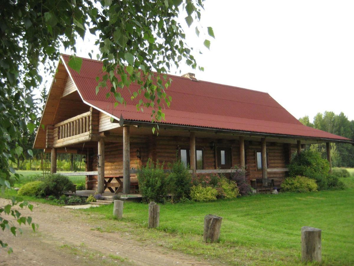 "Ziedkalni" Villa Bīriņi Eksteriør bilde
